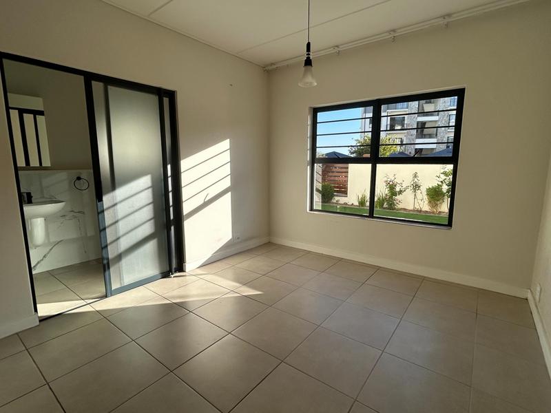To Let 3 Bedroom Property for Rent in Sandown Western Cape